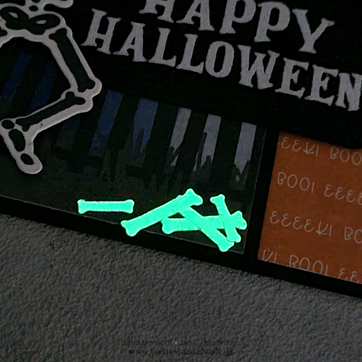 Leuchtende Halloweenkarte 1 2023